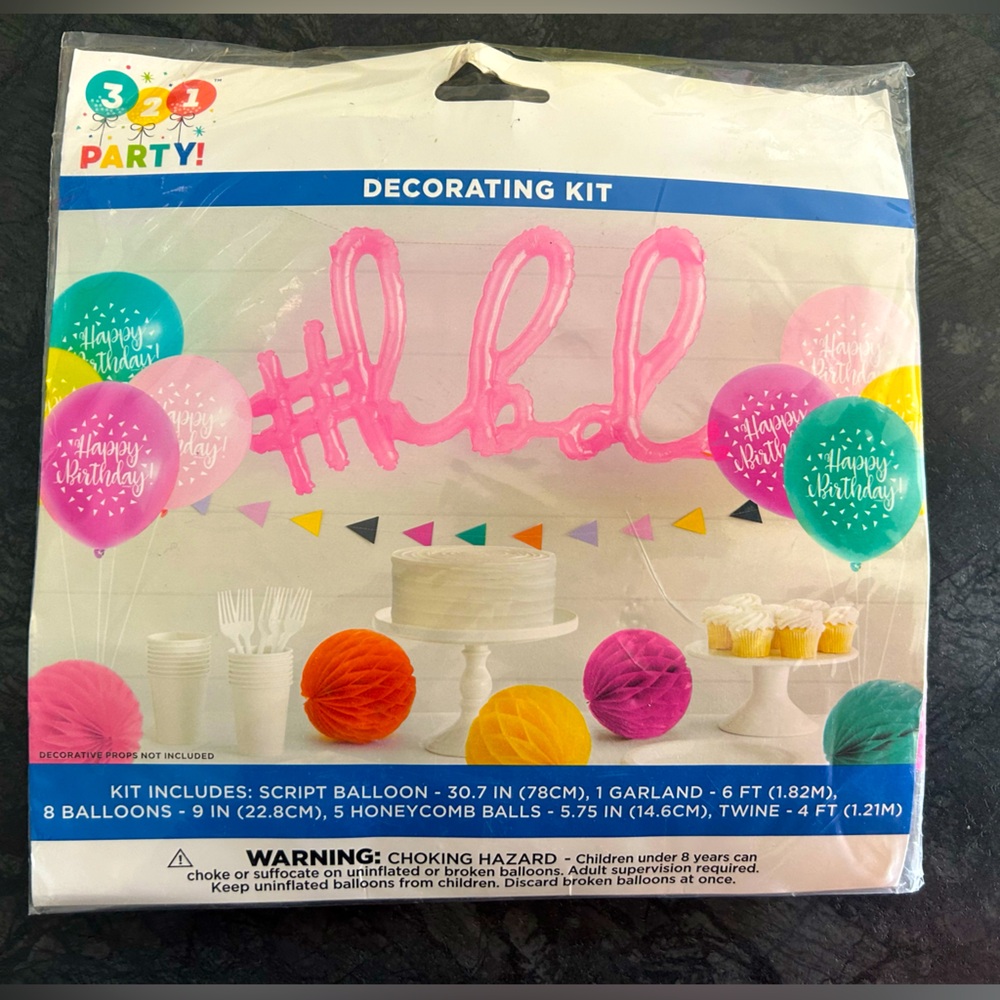 Happy Birthday Decorating Kit BRAND NEW